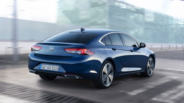 Opel Insignia il restyling 2020