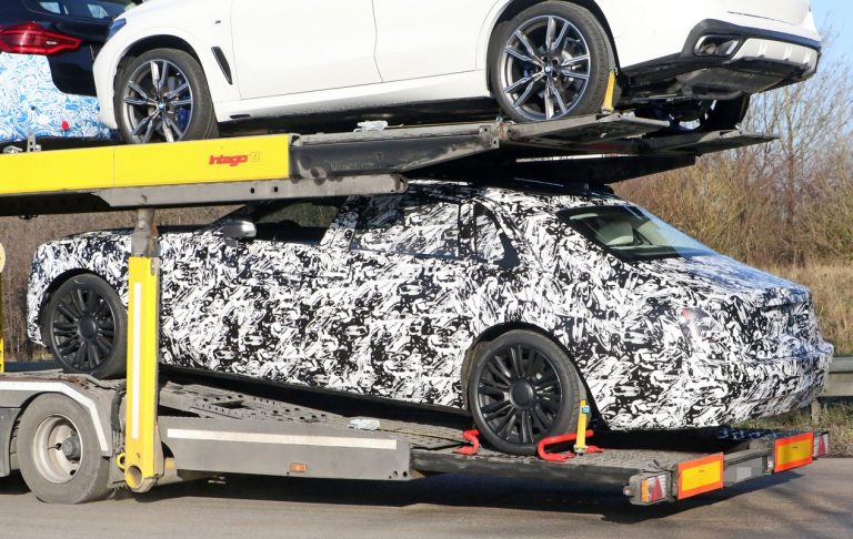 Rolls-Royce Ghost 2021: le foto spia