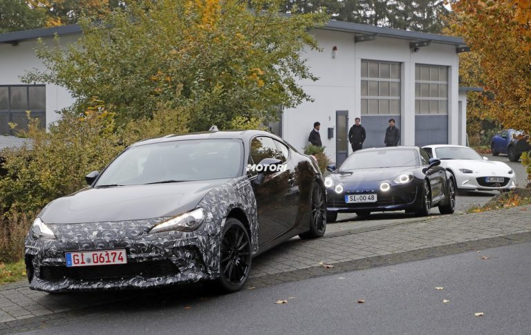 Subaru BRZ restyling: le foto spia