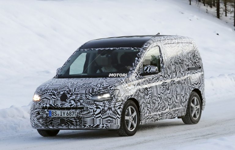 Volkswagen Caddy: le foto spia