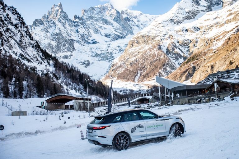 Jaguar Land Rover Winter Experience 2020
