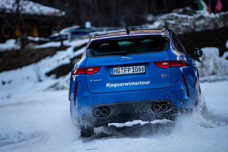 Jaguar Land Rover Winter Experience 2020