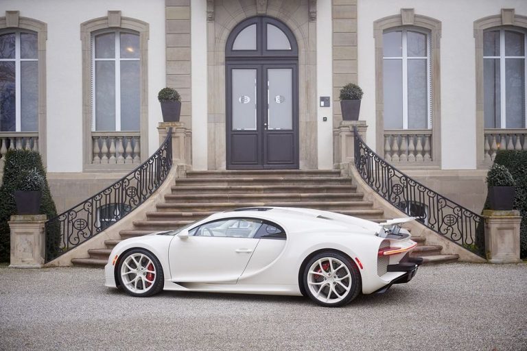 Bugatti Chiron Hermès Edition: immagini ufficiali