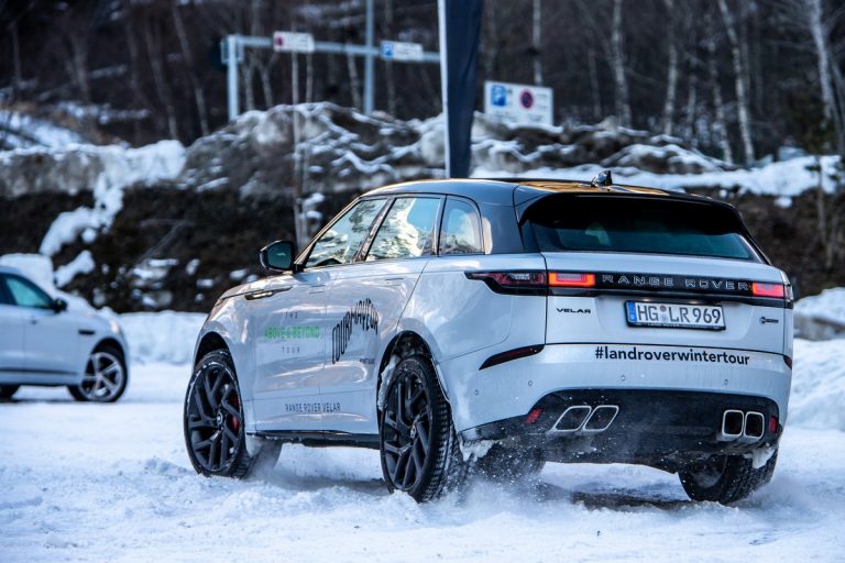 Jaguar Land Rover Winter Experience 2020