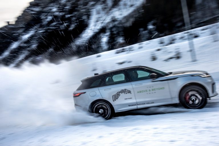Jaguar Land Rover Winter Experience 2020