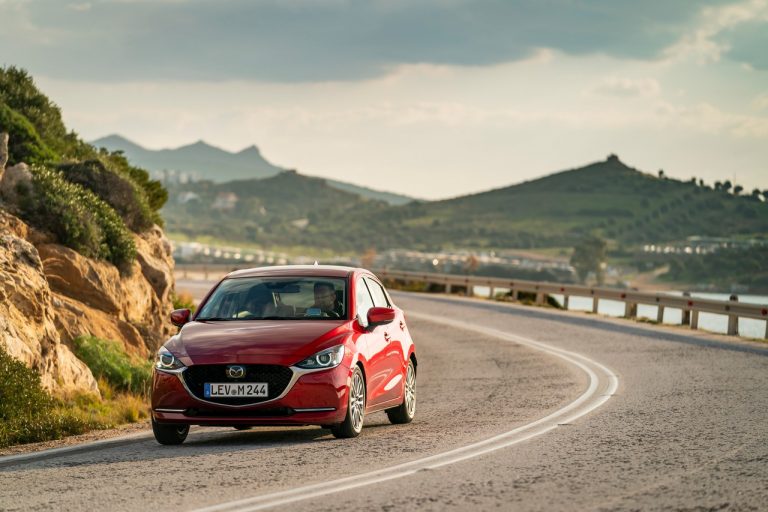 Mazda2 2020: immagini ufficiali