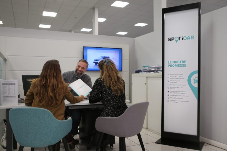 Spoticar Psa debutta in Italia: immagini ufficiali