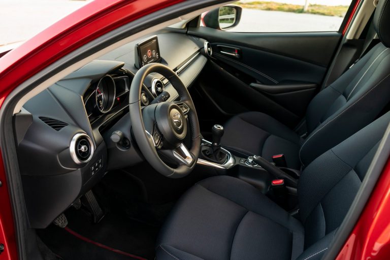 Mazda2 2020: immagini ufficiali