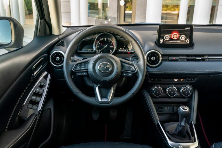 Mazda2 2020: immagini ufficiali