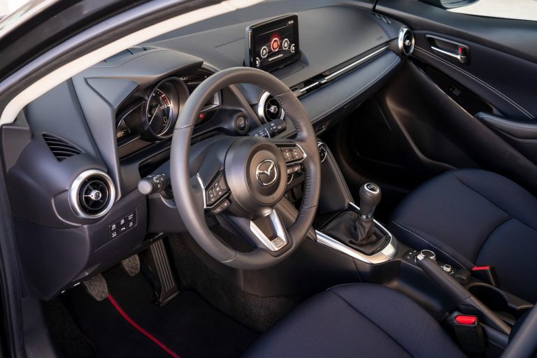 Mazda2 2020: immagini ufficiali