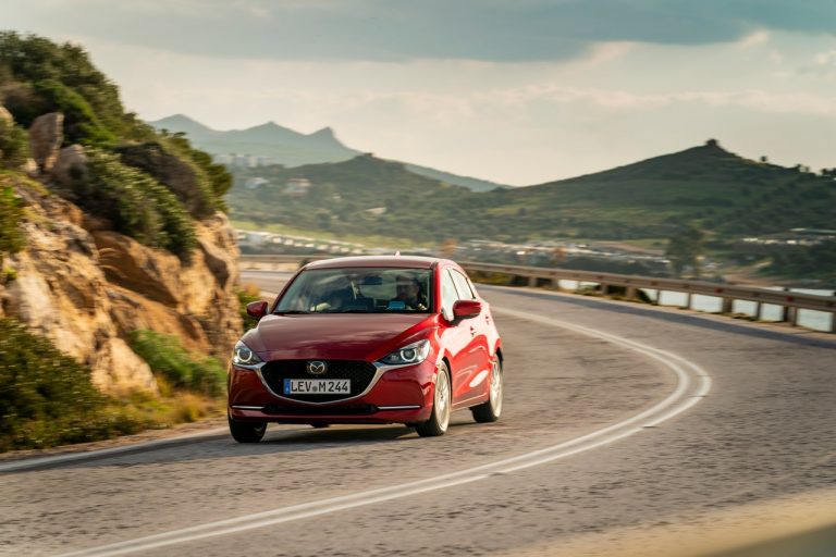 Mazda2 2020: immagini ufficiali