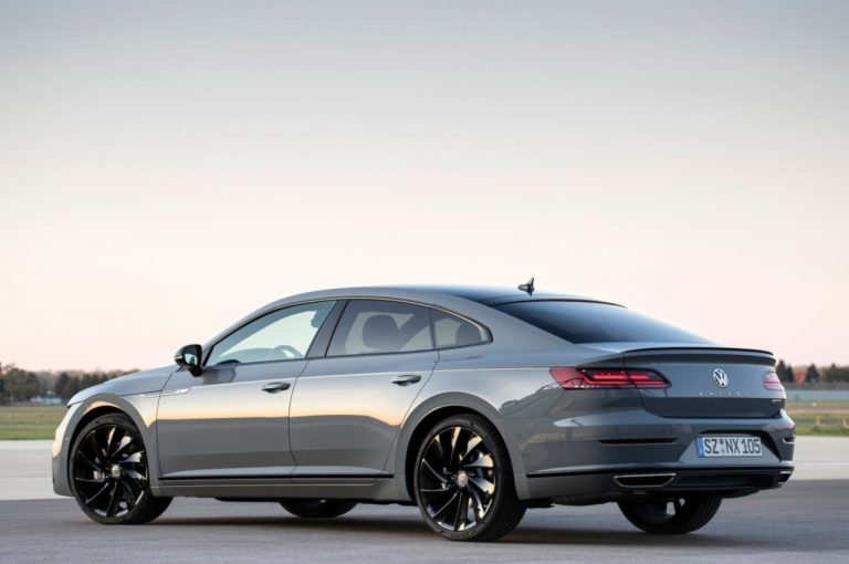 Volkswagen Arteon R-Line Edition 2020: immagini ufficiali