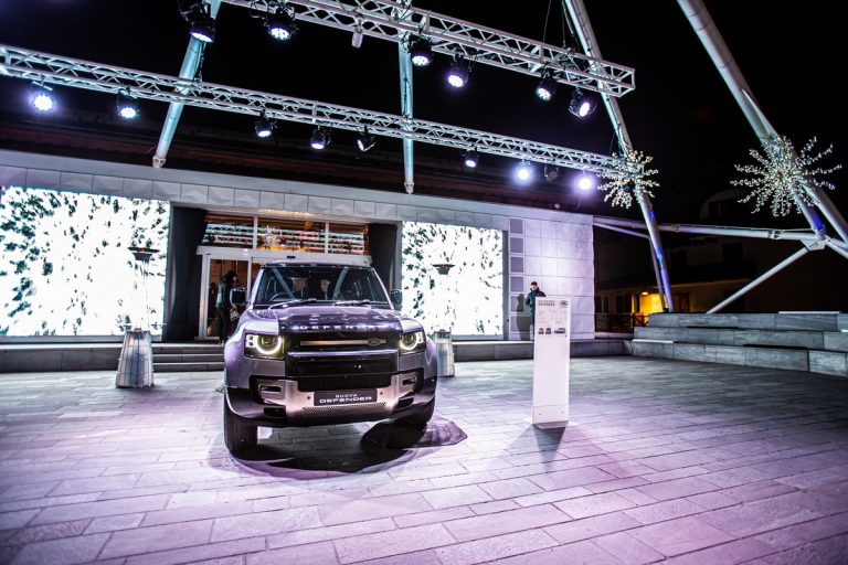 Jaguar Land Rover Winter Experience 2020