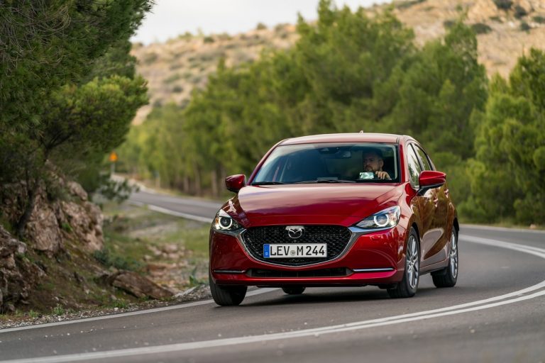 Mazda2 2020: immagini ufficiali