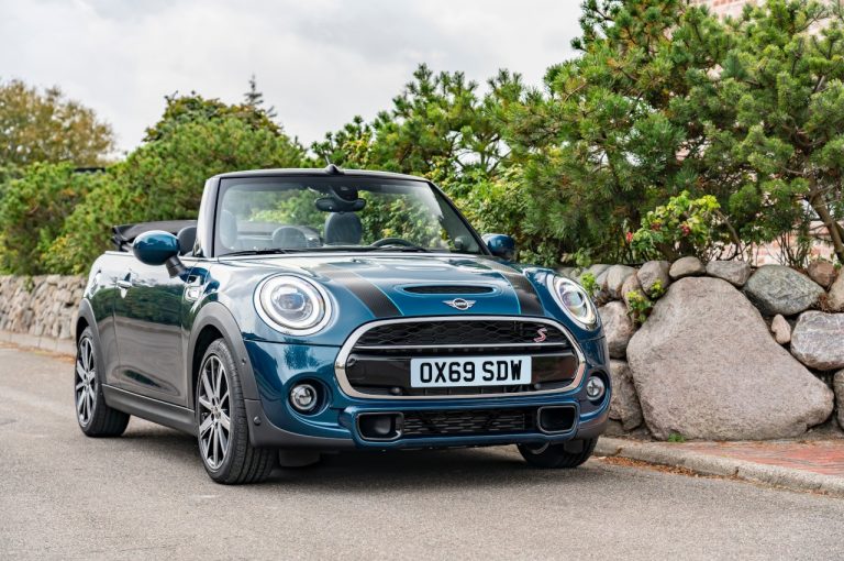 Mini Cabrio Sidewalk 2020: immagini ufficiali