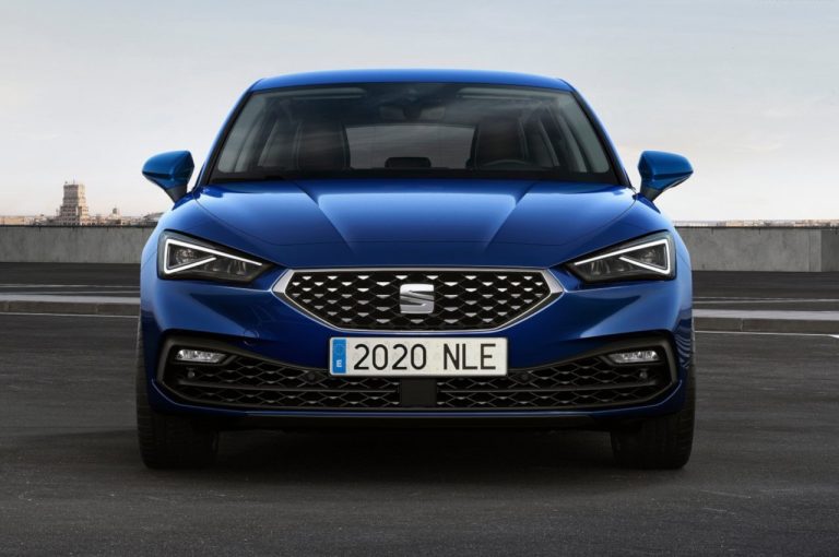 Seat Leon Sportstourer 2020: immagini ufficiali