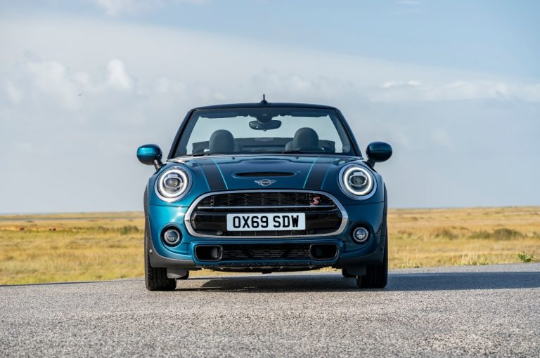 Mini Cabrio Sidewalk 2020: immagini ufficiali