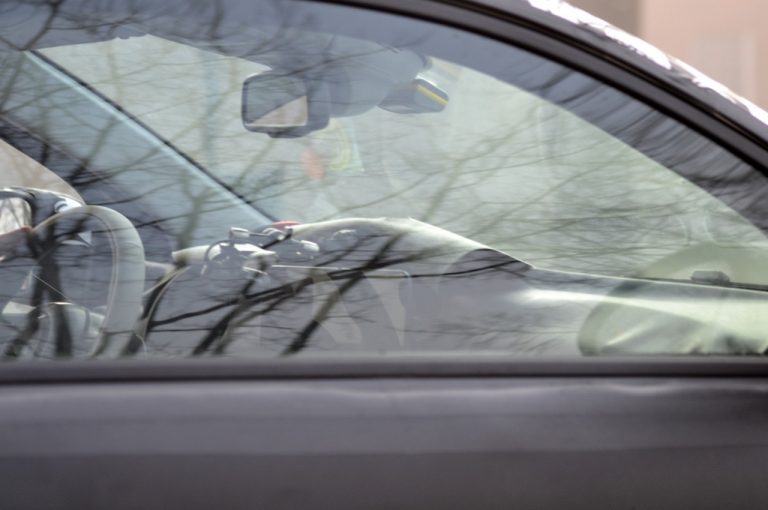Fiat 500 elettrica: foto spia durante i collaudi su strada