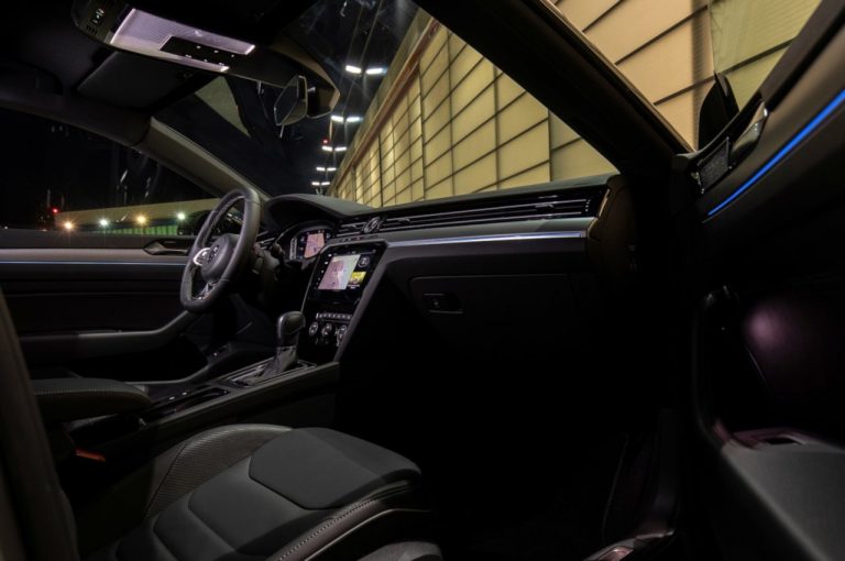 Volkswagen Arteon R-Line Edition 2020: immagini ufficiali