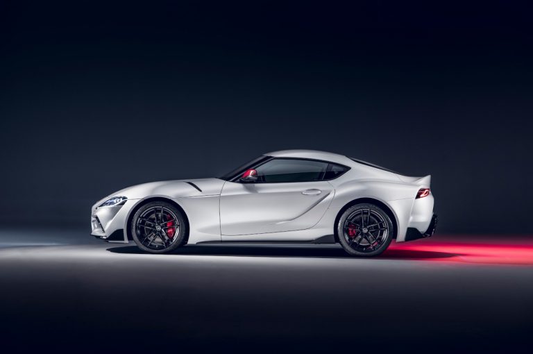 Toyota GR Supra 2.0 Turbo 2020: immagini ufficiali