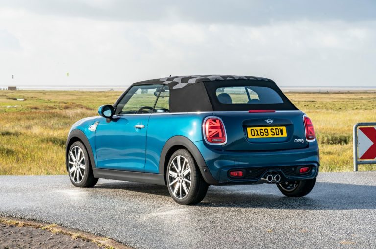Mini Cabrio Sidewalk 2020: immagini ufficiali