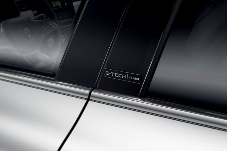 Renault: arrivano le varianti ibride di Clio e Captur