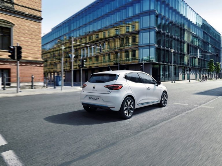 Renault: arrivano le varianti ibride di Clio e Captur