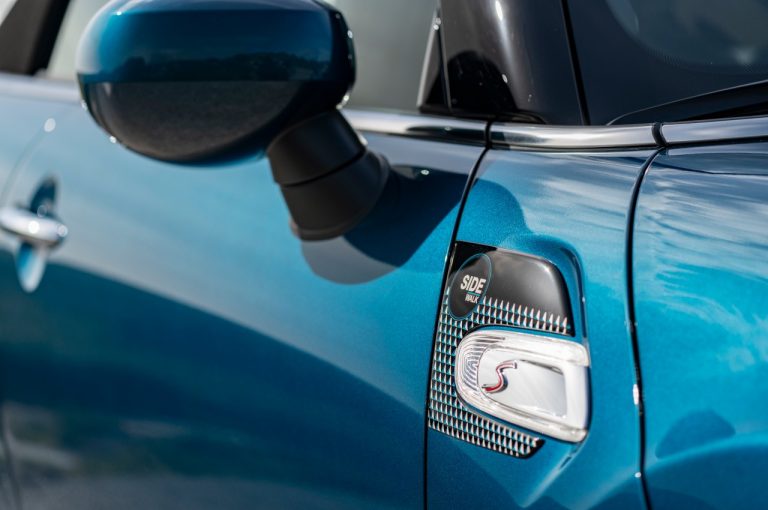 Mini Cabrio Sidewalk 2020: immagini ufficiali