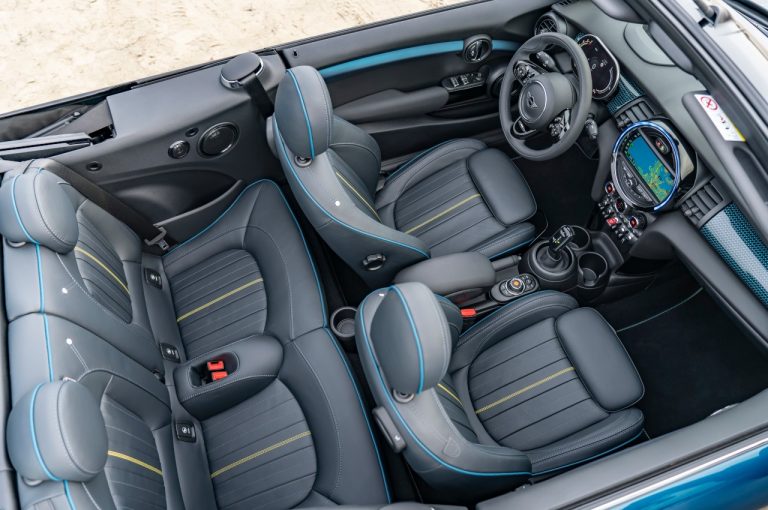 Mini Cabrio Sidewalk 2020: immagini ufficiali