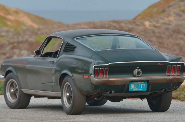 Ford Mustang GT390 Fastback 1968 del film Bullitt