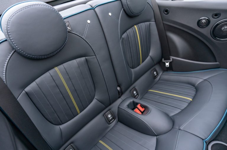 Mini Cabrio Sidewalk 2020: immagini ufficiali