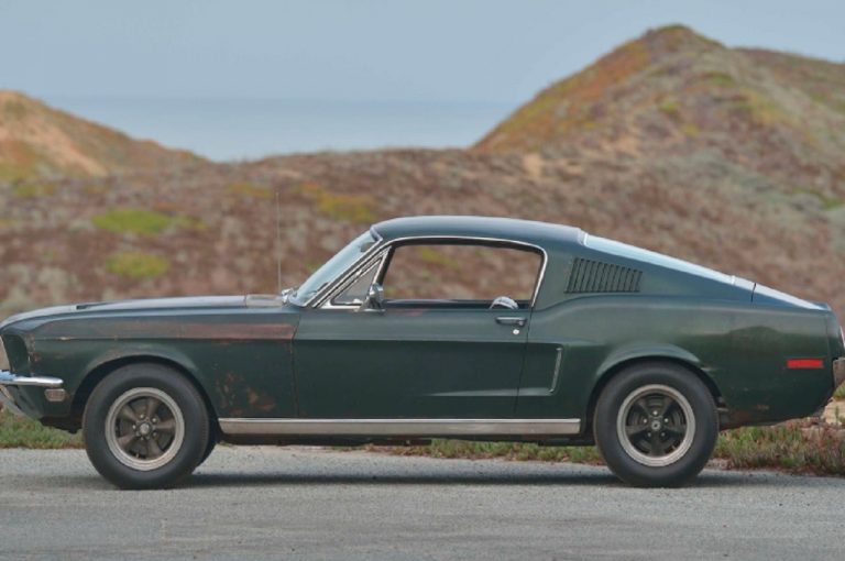 Ford Mustang GT390 Fastback 1968 del film Bullitt