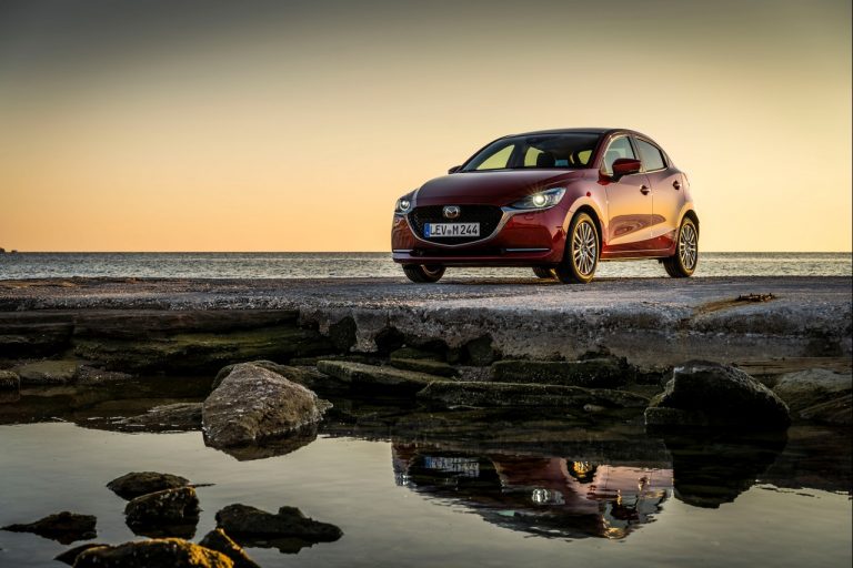 Mazda2 2020: immagini ufficiali