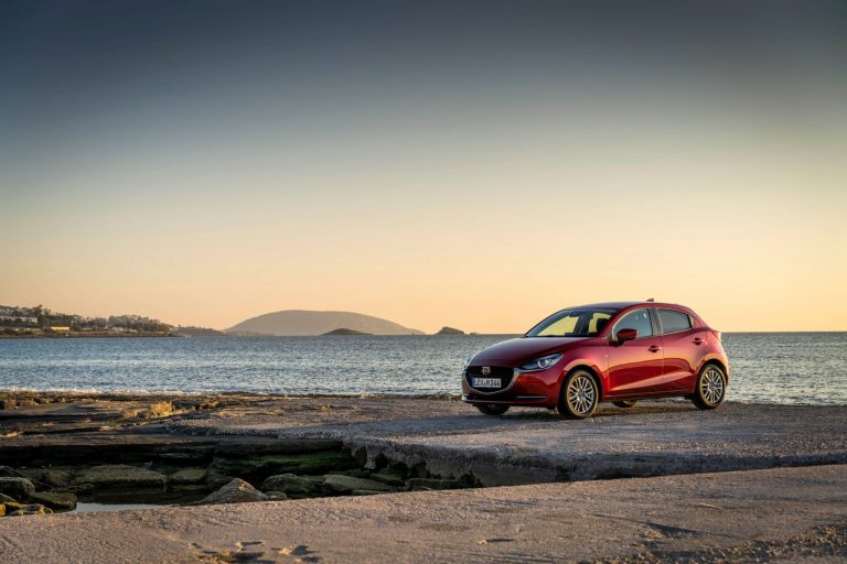Mazda2 2020: immagini ufficiali