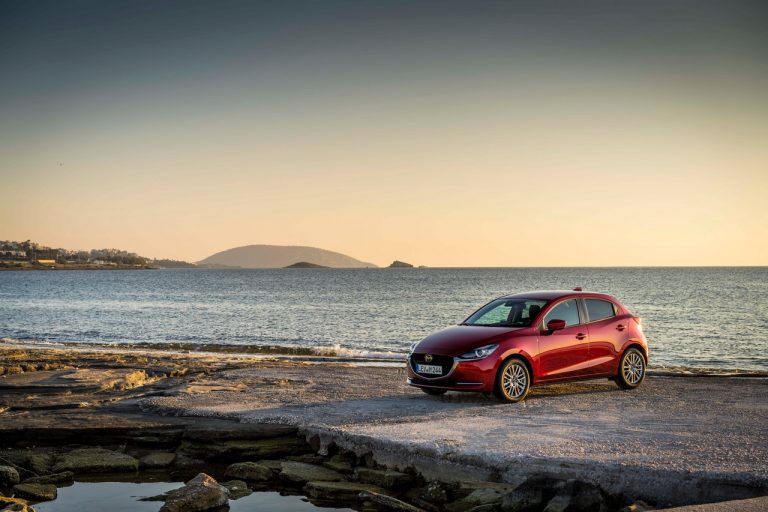 Mazda2 2020: immagini ufficiali