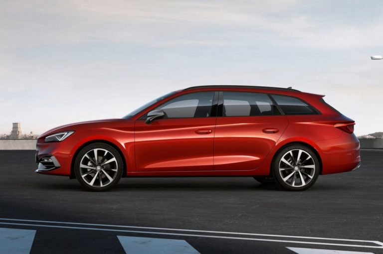 Seat Leon Sportstourer 2020: immagini ufficiali