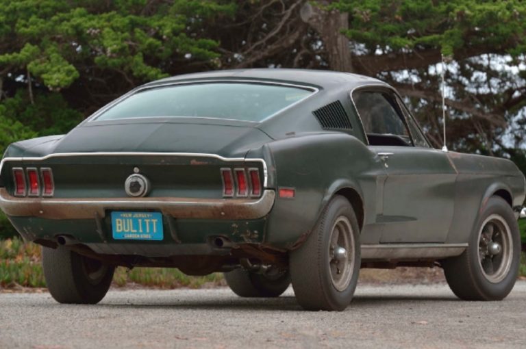 Ford Mustang GT390 Fastback 1968 del film Bullitt