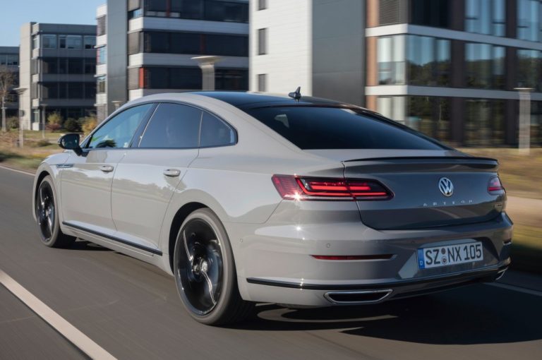 Volkswagen Arteon R-Line Edition 2020: immagini ufficiali