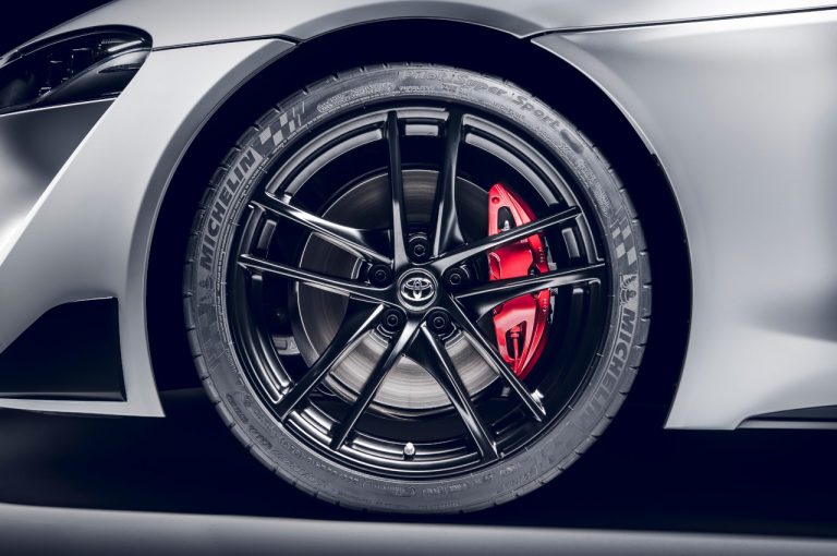 Toyota GR Supra 2.0 Turbo 2020: immagini ufficiali