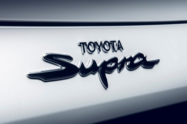 Toyota GR Supra 2.0 Turbo 2020: immagini ufficiali