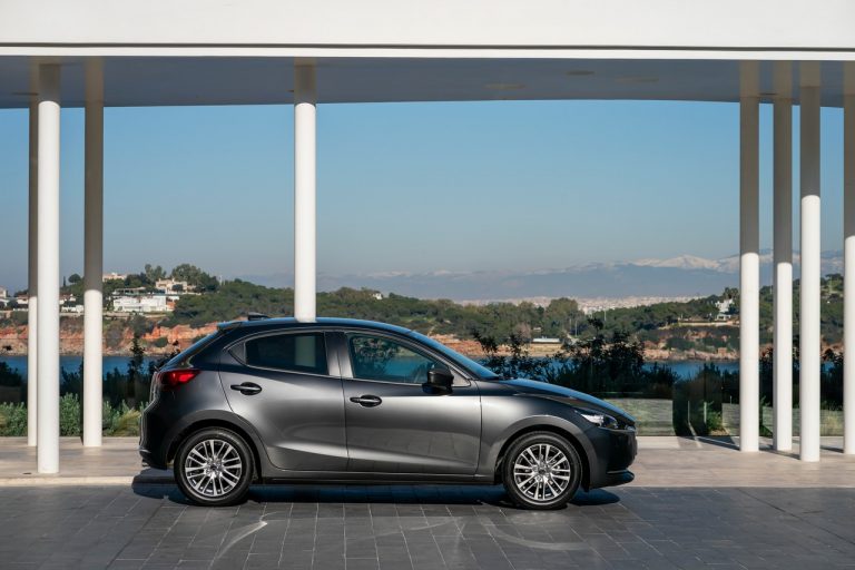 Mazda2 2020: immagini ufficiali