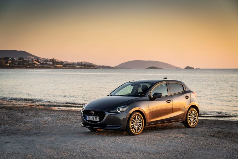 Mazda2 2020: immagini ufficiali