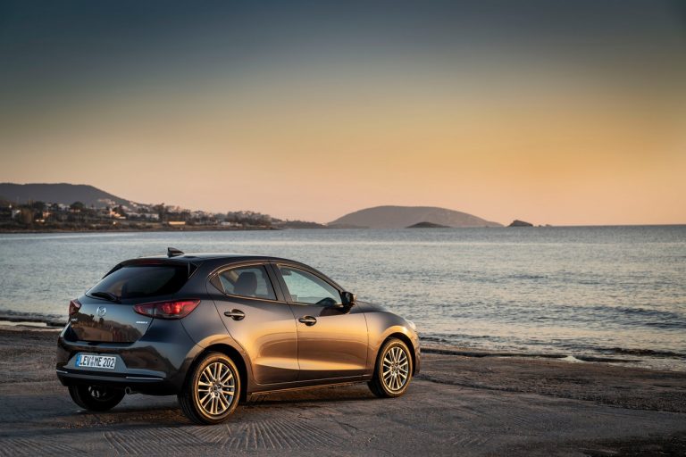 Mazda2 2020: immagini ufficiali