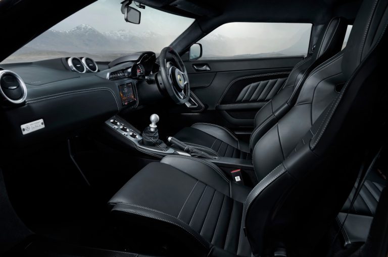 Lotus Evora GT410 2020: immagini ufficiali