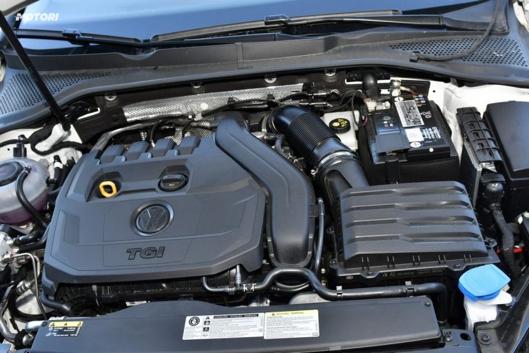 Volkswagen Golf 1.5 TGI: la prova su strada