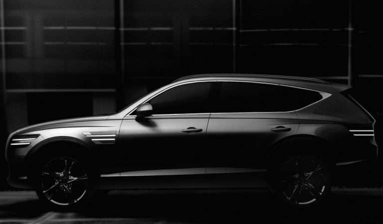 Genesis GV80: immagini ufficiali