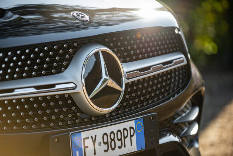 Mercedes-Benz GLC, la prova su strada