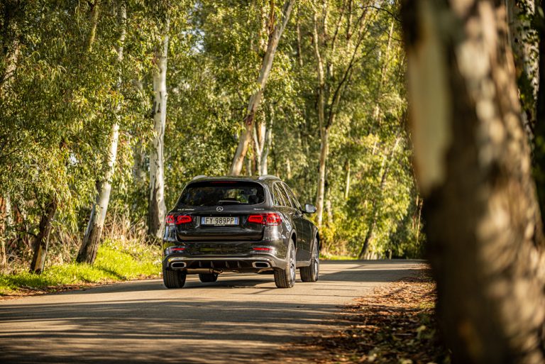 Mercedes-Benz GLC, la prova su strada