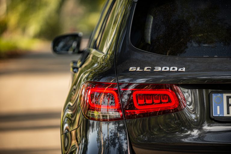 Mercedes-Benz GLC, la prova su strada