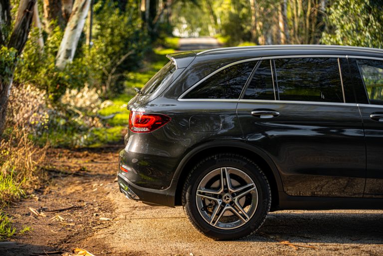 Mercedes-Benz GLC, la prova su strada